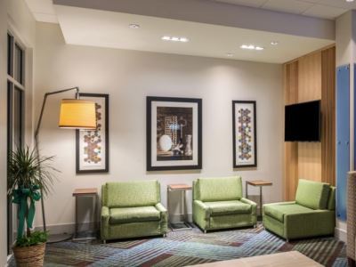 Hotel Express & St. Louis - By Ihg